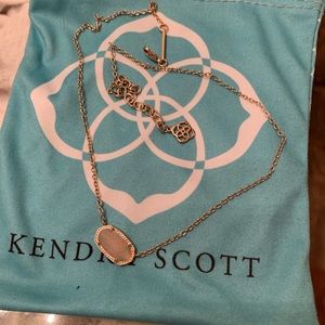 Kendra Scott pendant necklace